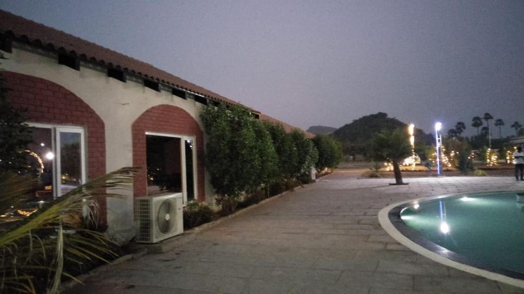 One Resorts & Convention Annavaram Exteriör bild